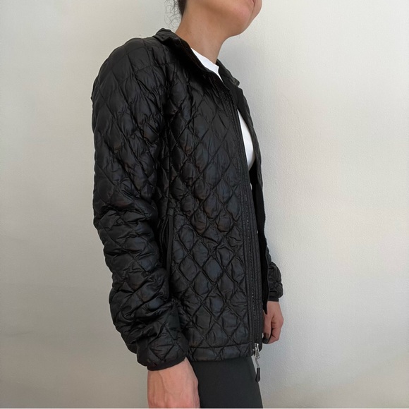 North Face Black Puffer - Picture 2 of 8